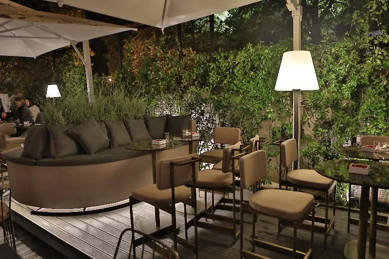 Padam Boutique Hotel Tirana 4*,