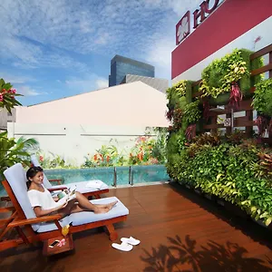 Hotel Clover 5 Hongkong Street ****